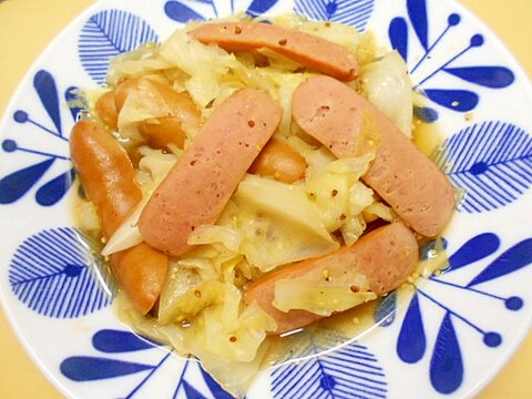 簡単★きゃべつとウインナーの蒸し煮☆